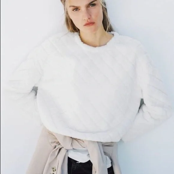 Zara Crop Quilted Faux Fur Sweater - Picture 11 of 12